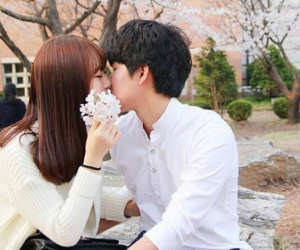 Chia tay, bạn gái xin luôn 50 triệu vì 'kiếp trước anh nợ em', khi đến dự đám cưới người yêu cũ, anh chàng bất ngờ 'tung chiêu' đòi lại được khoản tiền