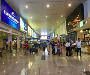 Sân bay Tân Sơn Nhất ngừng phát thanh thông tin chuyến bay từ 1-10