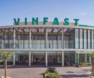 Vingroup sẽ bảo lãnh cho Vinfast phát hành 5.000 tỷ đồng trái phiếu