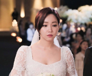 Bất ngờ khi nhìn mặt cô dâu trong đám cưới đồng nghiệp, tôi chỉ nói một câu cũng đủ khiến cô ta hoảng sợ