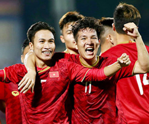 U22 Việt Nam giao hữu với U22 UAE trên sân Thống Nhất
