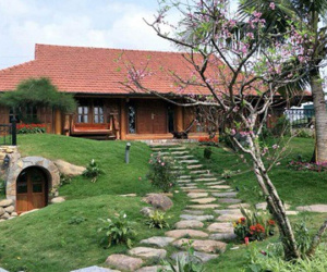 Cận cảnh cơ ngơi hoành tráng của nghệ sĩ hài Xuân Bắc