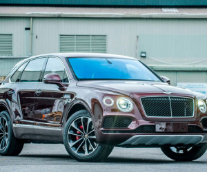 Khám phá cách ‘chơi’ Bentley Bentayga hàng độc của đại gia Việt