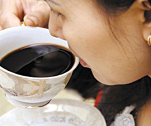 Uống cà phê tác động đến thận như thế nào?