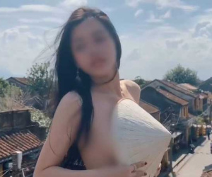 Lên tiếng xin lỗi, 'hot girl' bán khỏa thân quay clip trên nóc quán cafe ở Hội An vẫn bị 'ném đá' tới tấp