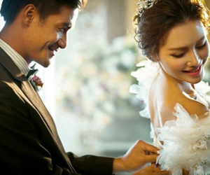 Bỏ bạn trai 5 năm để 'săn' trai Tây, cô gái xinh nhận cái kết đắng ngắt
