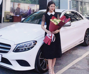 Huyền ‘Baby’ đi Bentley, em gái 1995 cũng thể hiện tài năng khi vừa sắm ‘Mẹc’ 1,5 tỷ đồng