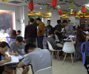Nhân viên Alibaba cố thuyết phục khách hàng về các dự án 'ma'