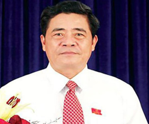 Bí thư Tỉnh ủy Khánh Hòa xin nghỉ hưu trước tuổi: Đang bị xem xét kỷ luật thì có được giải quyết?