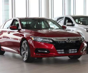 Honda Accord thế hệ mới lộ diện cho khách Việt: Động cơ nhỏ nhưng mạnh và tiết kiệm xăng hơn Toyota Camry
