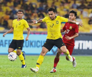 E ngại Việt Nam, Malaysia bổ sung kinh nghiệm bằng 2 cựu binh