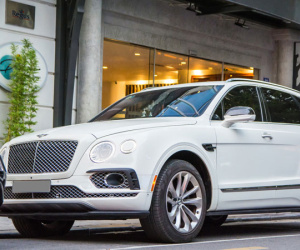 Trở lại sau tai nạn gãy bánh, Bentley Bentayga độ Mansory độc nhất Việt Nam đẹp ngỡ ngàng
