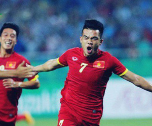 HLV Park Hang Seo đón 'máy quét' Hoàng Thịnh lên ĐT Việt Nam
