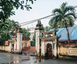 Ngôi làng Hà Nội có những tục lạ: Con gái xinh đẹp, giỏi giang nhưng không ai dám cưới