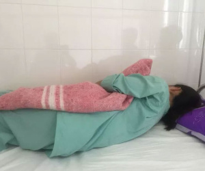 Bắt giam bác sĩ hiếp dâm và đánh nữ điều dưỡng bị thương