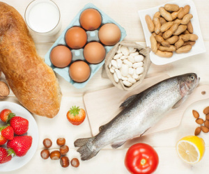 Sốc phản vệ suýt gặp 'tử thần' vì ăn thịt gà, hải sản, chuyên gia cảnh báo mối họa dị ứng thực phẩm ít ai nghĩ tới