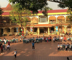Hải Dương: 51 học sinh đau bụng, nôn mửa nghi ngộ độc thực phẩm