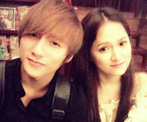 Nhìn ảnh Sơn Tùng M-TP và Hương Giang 'hẹn hò' từ 6 năm trước, ai cũng mong mỏi chờ đến ngày 2 chị em song ca