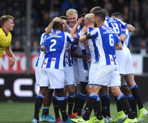 Văn Hậu dự bị trong chiến thắng 3 sao của Heerenveen