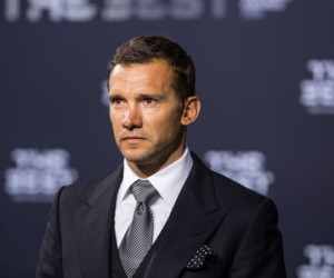Milan cầu viện Shevchenko trong cơn khủng hoảng