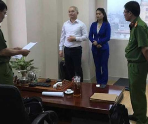 Đất đai, ô tô của nhân viên, bố, mẹ Chủ tịch công ty Alibaba từ đâu mà có?