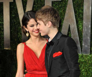 Dàn 15 bóng hồng đi qua đời Justin Bieber: Selena chưa phải sexy nhất, từ 'nàng thơ Sơn Tùng' đến siêu mẫu đều cực phẩm
