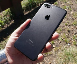 iPhone 7 Plus giá 8,1 triệu đồng có đáng mua?