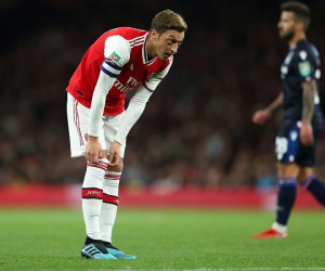 Arsenal gặp khó trong việc tống khứ Oezil trong tháng 1 tới