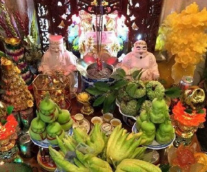Đặt bàn thờ Thần Tài ở đâu chớ dính những thứ này, làm ăn lụi bại, chẳng mấy mà nghèo