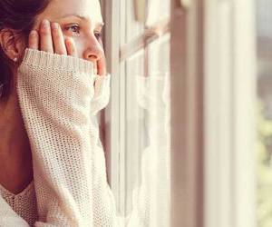 Khi chồng dẫn một cô bé 10 tuổi vào nhà, tôi tái mặt vì run sợ nhưng thái độ của anh làm tôi quá đỗi kinh ngạc và vui sướng