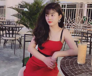Nhan sắc 'không đùa được đâu' của 'tú bà hot girl' vừa bị tạm giữ