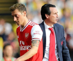 HLV Emery: 'Nhiều cầu thủ xứng đáng ra sân hơn Ozil'