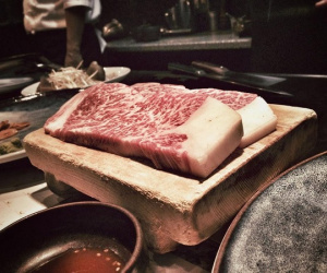 Bò Kobe có thật sự sống như ông hoàng trước khi trên bàn mổ