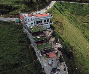 Loay hoay xử lý nhà nghỉ trên Mã Pí Lèng