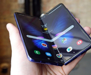Samsung tuyên bố Galaxy Fold chịu được 200.000 lần đóng mở và cái kết khiến người dùng phải 'khóc thét'!