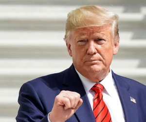 Mắt xích quan trọng làm thay đổi cuộc điều tra luận tội ông Trump
