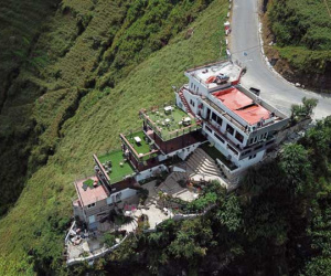 NÓNG: Đề nghị tháo dỡ một phần công trình sai phép Panorama trên đèo Mã Pì Lèng trước 15/11