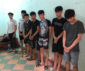 Nhóm côn đồ nhí 2K chém nhau kinh hoàng như phim hành động, thiếu niên 15 tuổi bị vỡ sọ