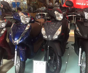 Honda Vision 2019 vừa về đại lý đã đội giá hơn 3 triệu đồng