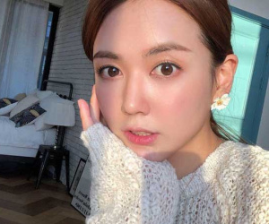 Da căng bóng, mướt mát như phủ sương suốt cả ngày hanh hao nhờ 4 bí kíp skincare đơn giản