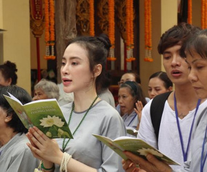 Bất ngờ với cuộc sống giản dị hiện tại của Angela Phương Trinh sau những ồn ào đời tư