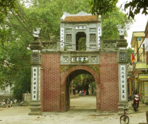 Lão gia giàu nứt vách ẩn mình trong ngôi làng cổ 800 tuổi ở Bắc Giang