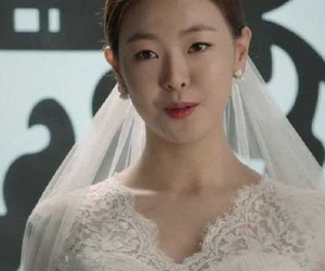 Biết người yêu 'tòm tem' với bạn vẫn đồng ý cưới, tôi khiến họ khóc ròng trong lễ thành hôn