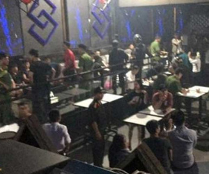 Dân chơi tụ tập thác loạn ở Long Thành
