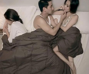 Người phụ nữ đang có tư tưởng ngoại tình về đến nhà nhất định sẽ có 1 trong 3 biểu hiện không cách nào che giấu này