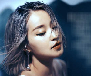 Hotgirl Mi Vân: 'Hàng hiệu và đại gia chẳng là gì với tôi cả'