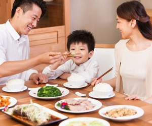 Sau chuyến du lịch trở về, vợ bước vào nhà mà tôi cứ ngỡ người đàn bà nào đi nhầm vào nhà mình