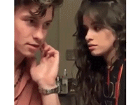 Nghi vấn Shawn Mendes chia tay Camila Cabello, ẩn video hôn đắm đuối nhưng giờ lại có động thái đáng chú ý