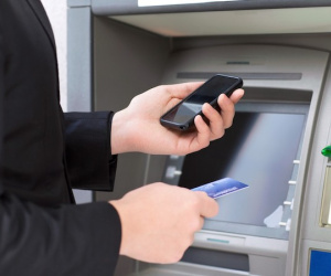 Cảnh báo: Các thủ đoạn lừa đảo cực tinh vi hòng chiếm dụng tiền trong ATM và thẻ tín dụng khiến bao người mất tiền oan