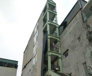 Xôn xao hình ảnh căn nhà 7 tầng 'mỏng như lưỡi dao' với chiều ngang chỉ 1,5 mét